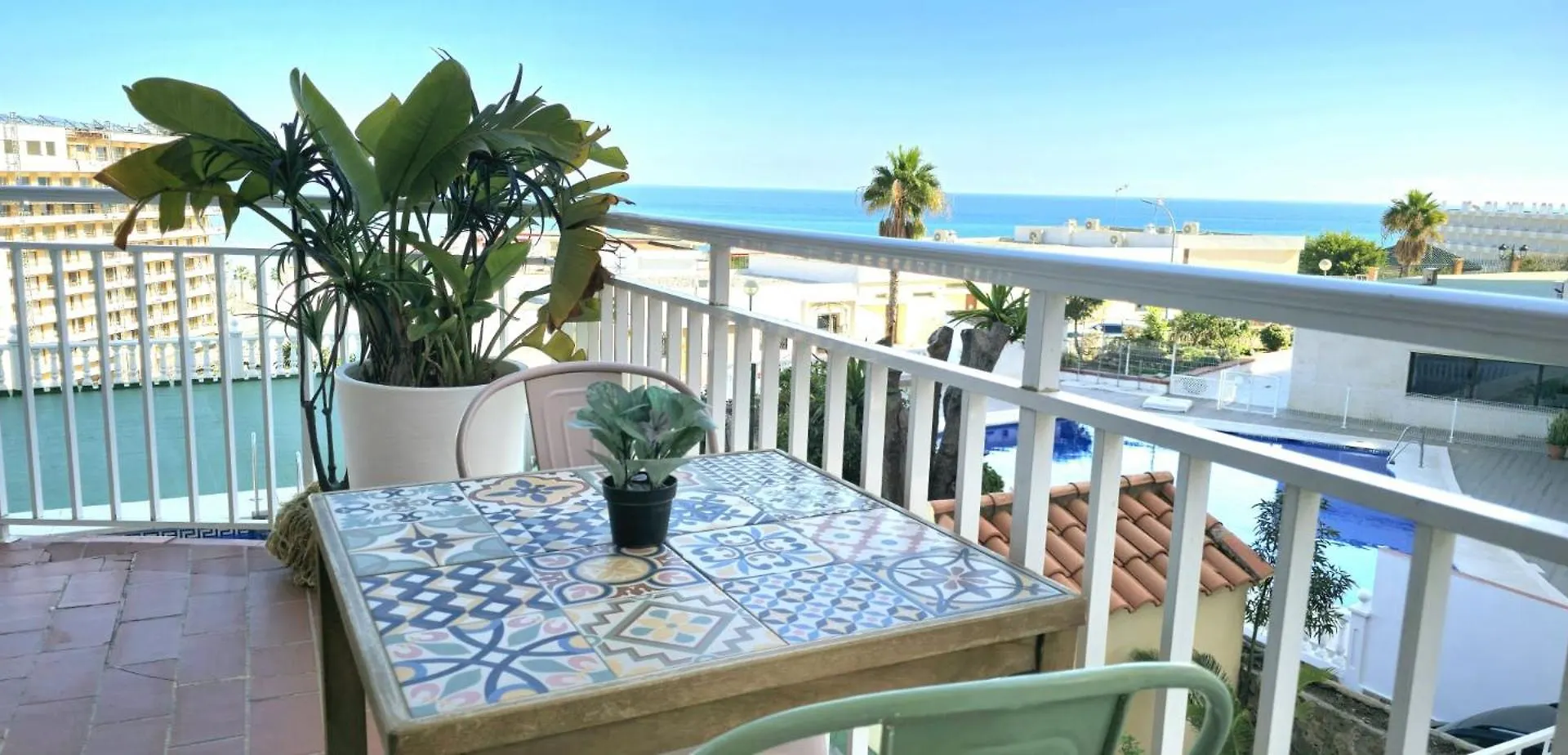 Seaview Retreat Torremolinos City Center, With Pool And Amazing Views By Namaste Elite 0*,  Spain